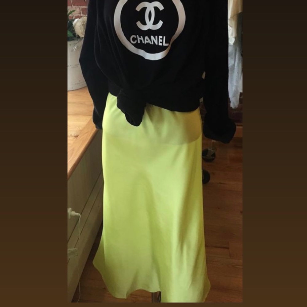 Etophe Studio yellow satin skirt